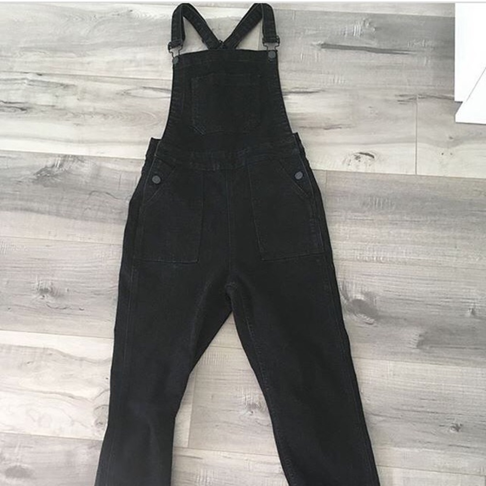 Brandy Melville Uma Overalls